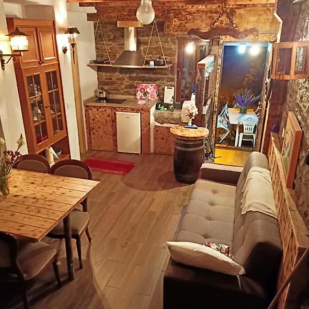 Cancelo Apartment *